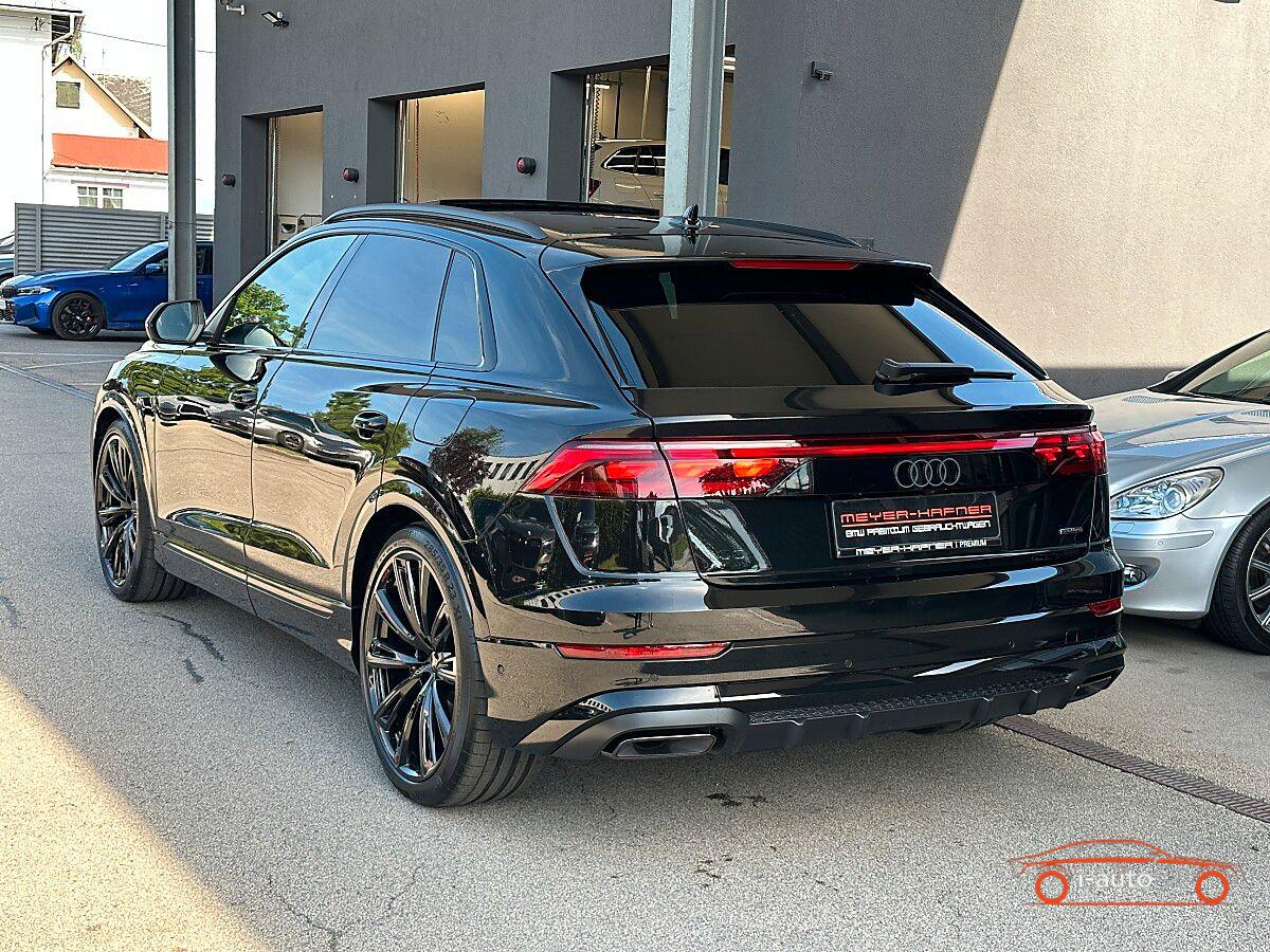 Audi Q8 TFSI e quattro  za 121600€