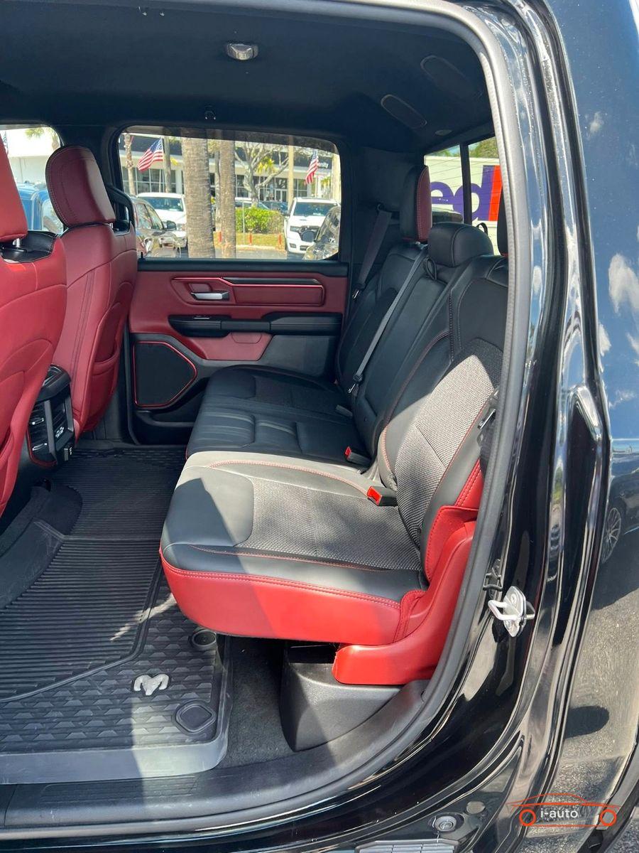 Dodge RAM 5.7L V8 HEMI Rebel 4x4 CrewCab za 73730€
