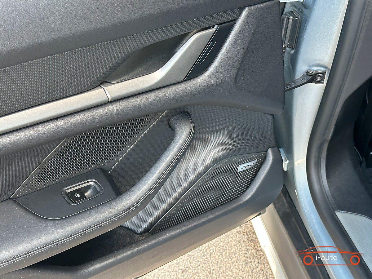 Porsche Taycan 4 Cross Turismo  za 80950€