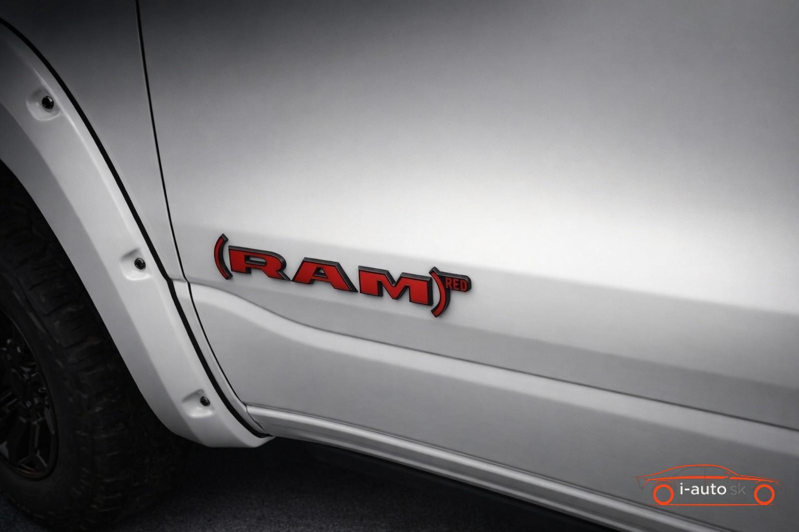 Dodge RAM 5.7 V8 HEMI 4x4 CREW CAB LIMITED za 78340€