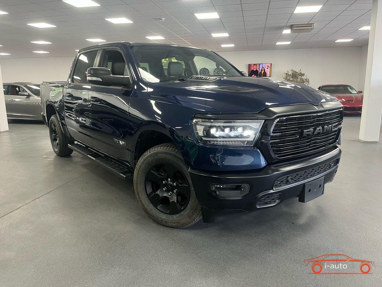 Dodge RAM 5,7L V8 CrewCab za 42300€