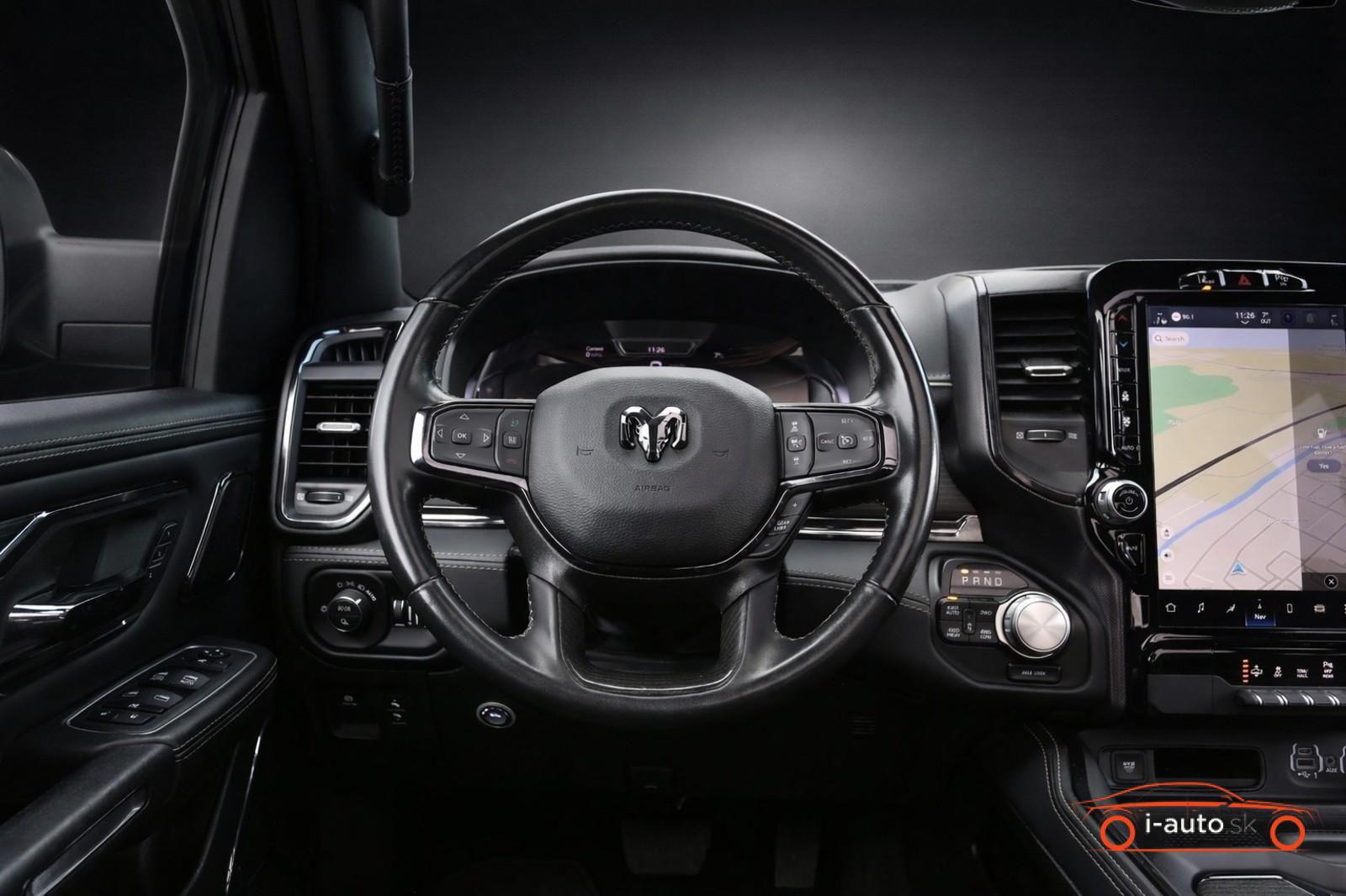 Dodge RAM 5.7 V8 HEMI 4x4 CREW CAB LIMITED za 78340€