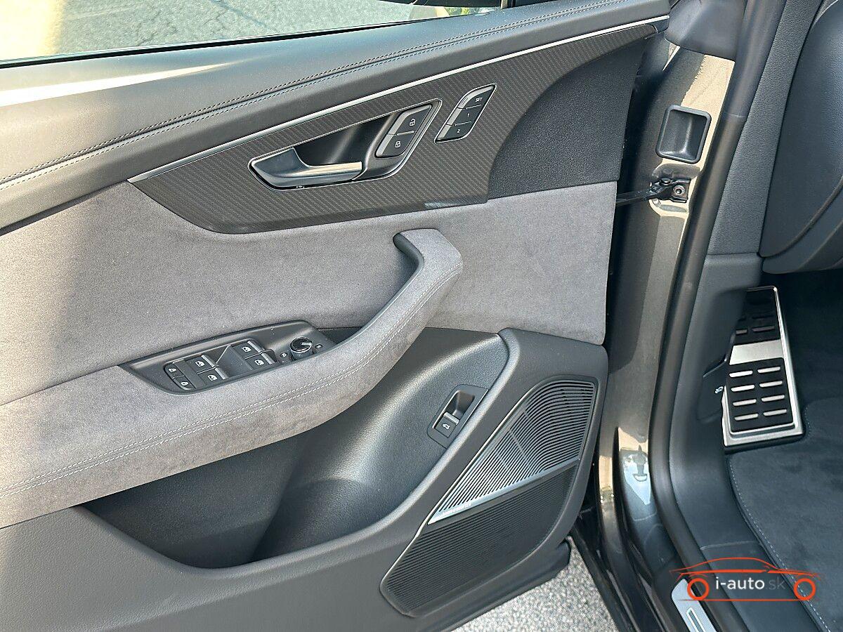 Audi RSQ8 Performance TFSI quattro za 157900€