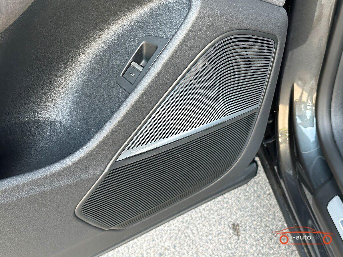 Audi RSQ8 Performance TFSI quattro za 157900€