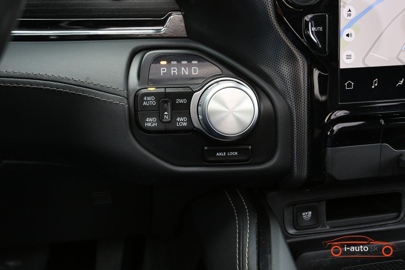 Dodge RAM 5.7 V8 HEMI 4x4 CREW CAB LIMITED za 78340€