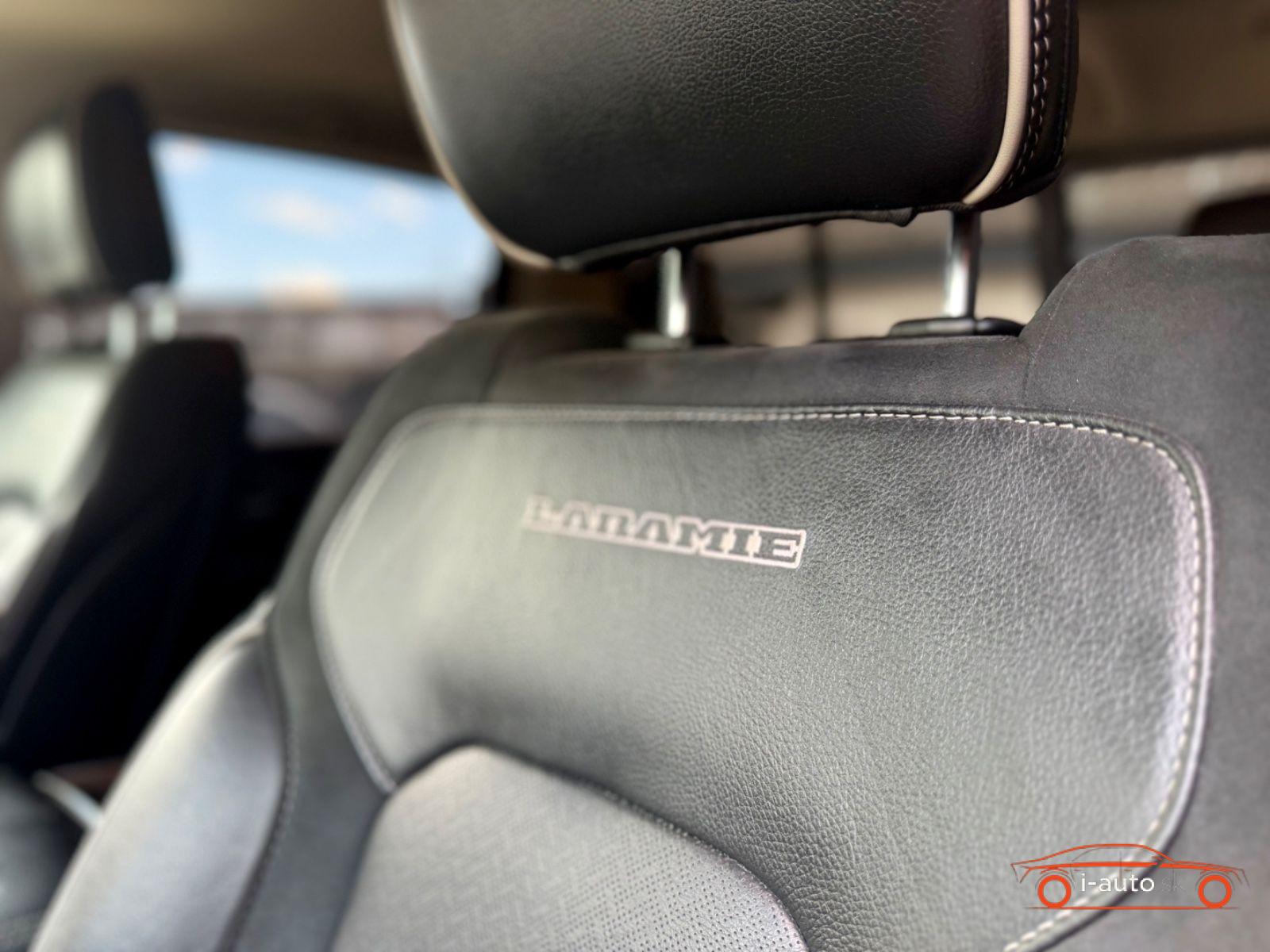 Dodge RAM 5,7 V8 LARAMIE za 53110€