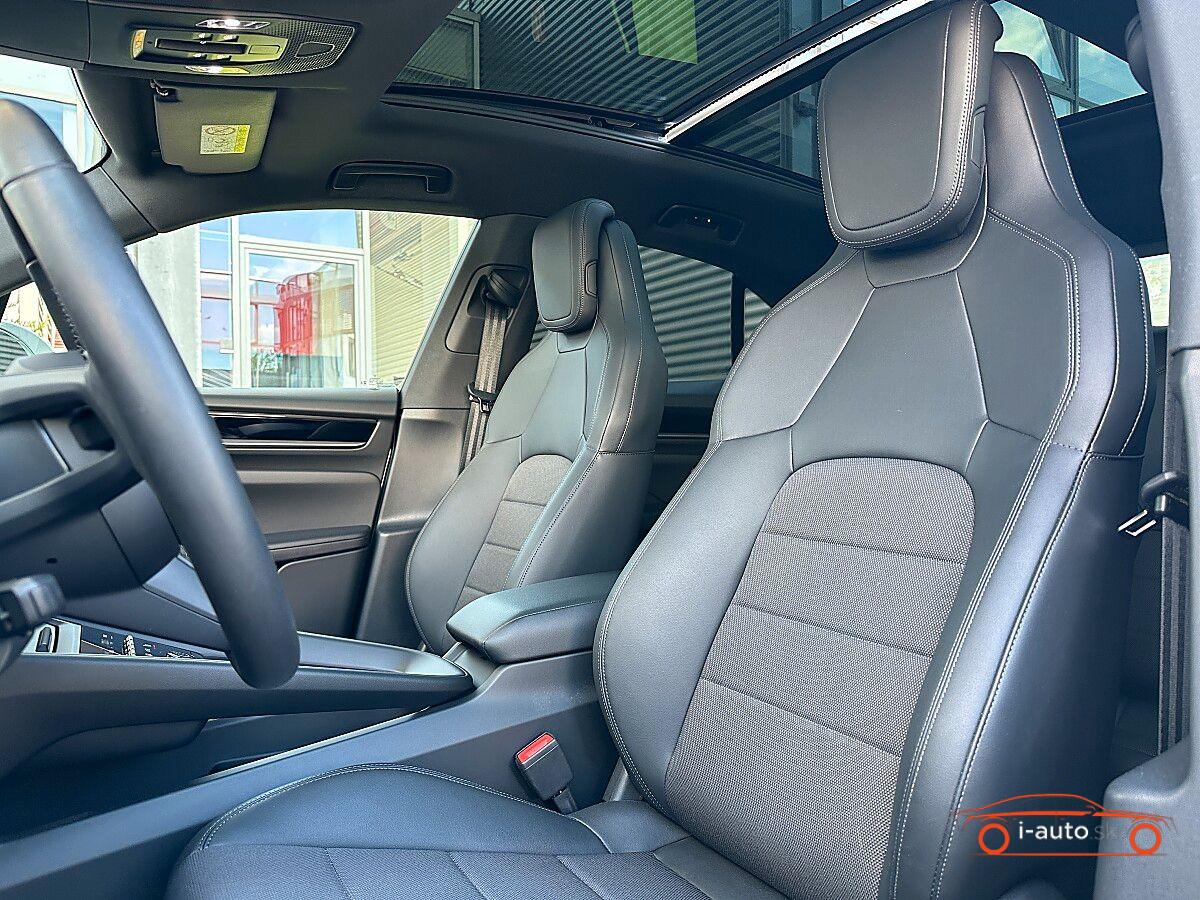 Porsche Macan 4 Electric  za 85470€