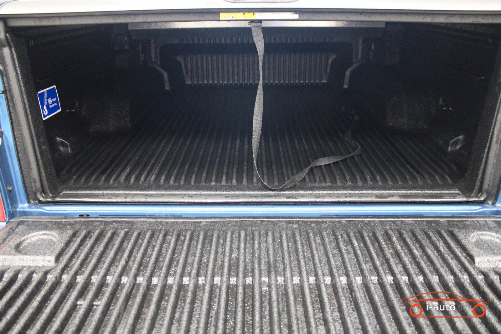Ford Ranger 2.0L 4x4 DoKa Raptor za 36600€