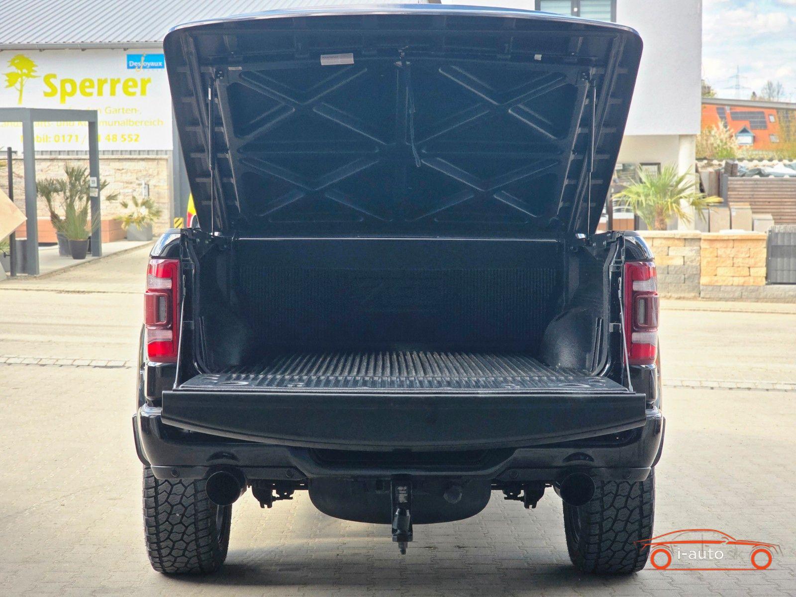 Dodge RAM 5.7L V8 HEMI CrewCup LARAMIE LPG za 62500€
