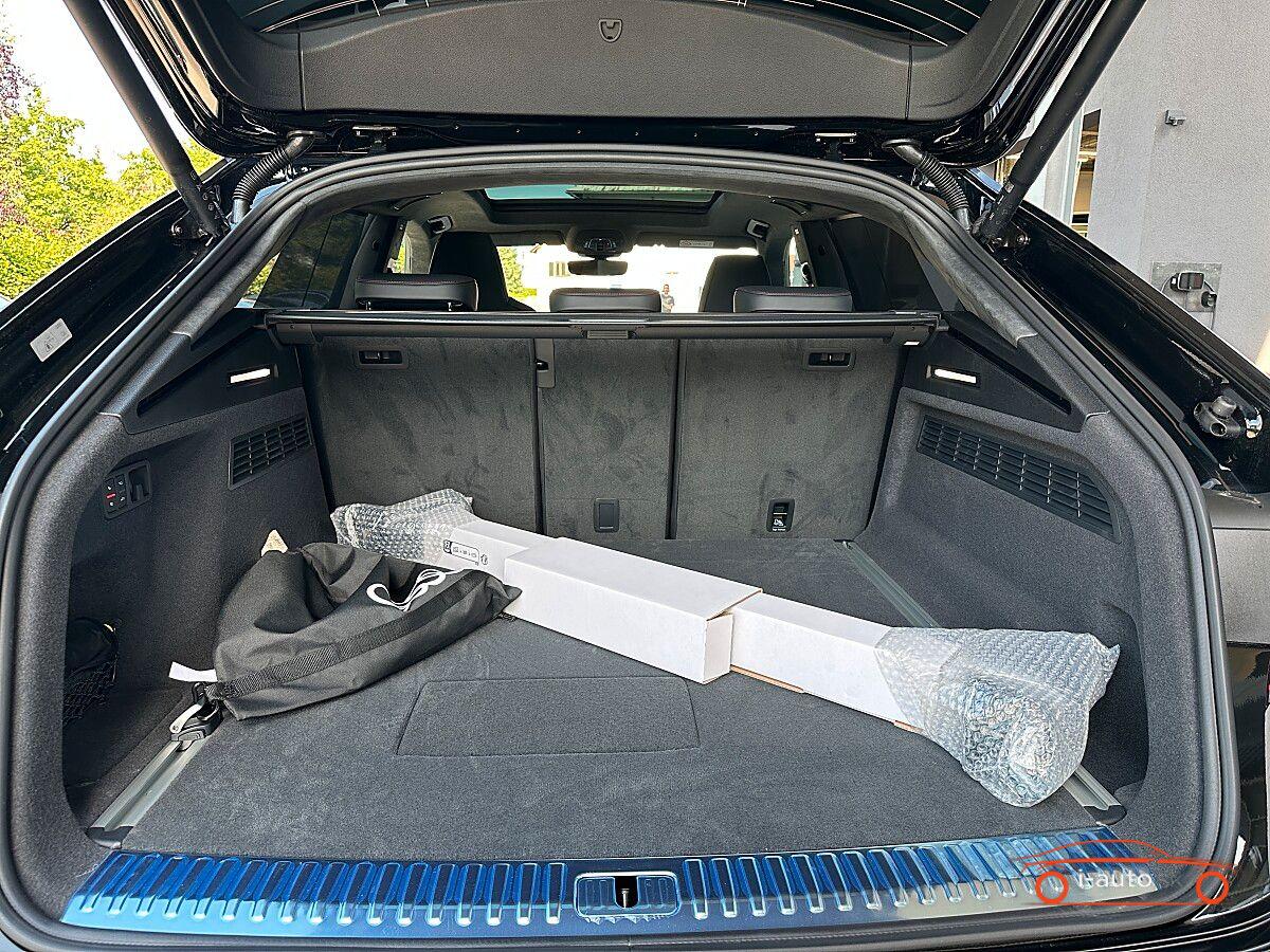 Audi Q8 TFSI e quattro  za 121600€