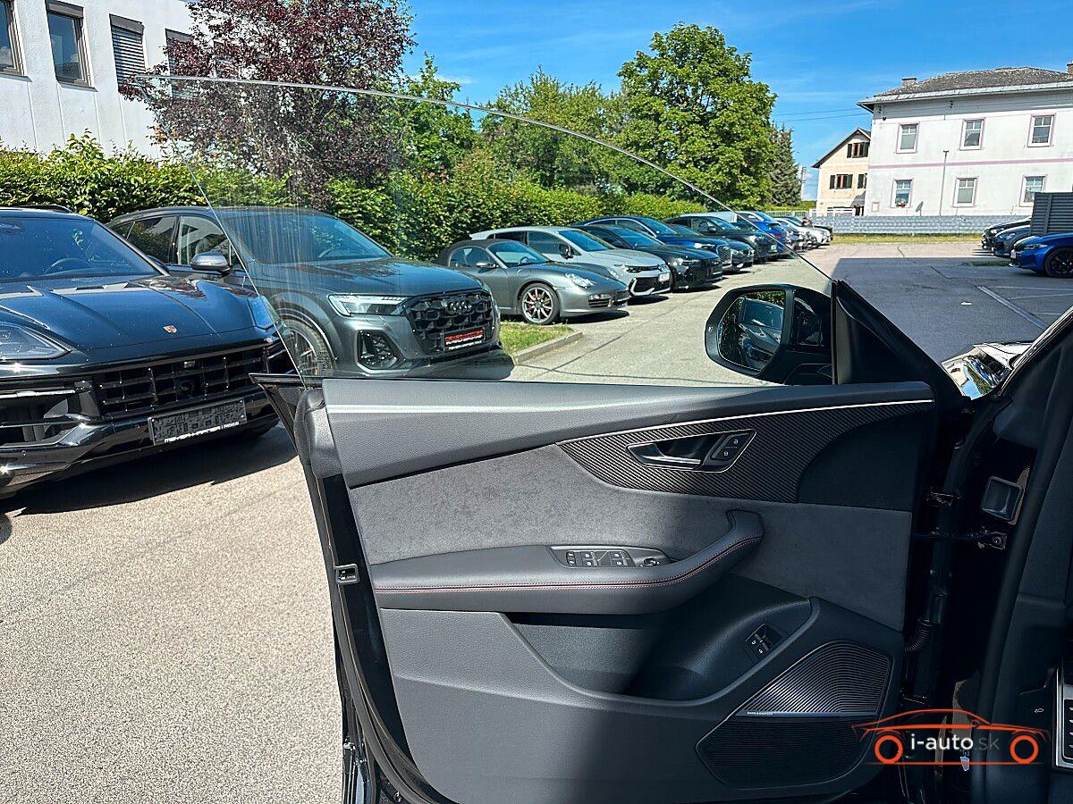 Audi Q8 TFSI e quattro  za 121600€