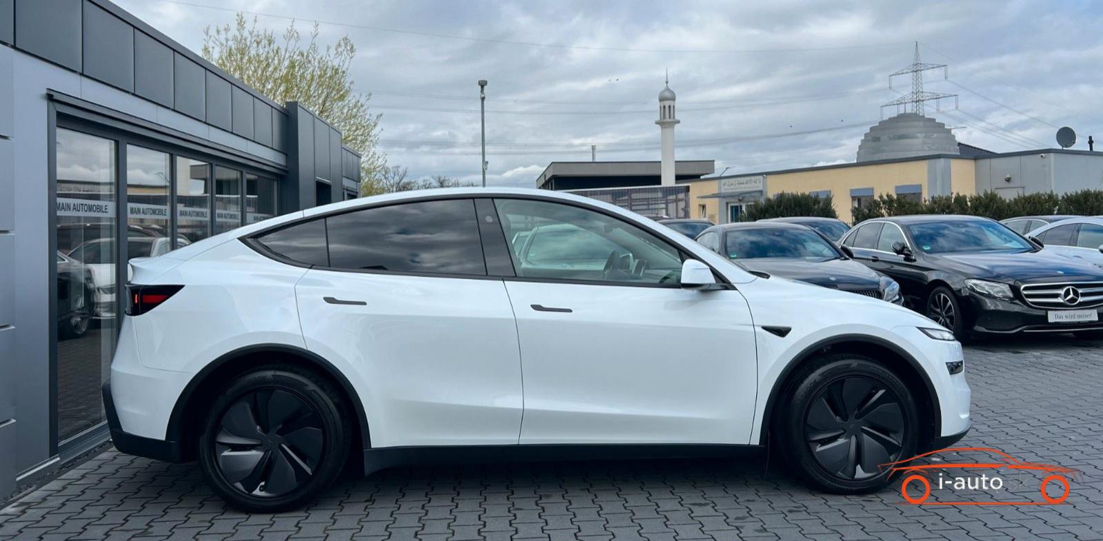 Tesla Model Y SR Juniper Premium za 52760€