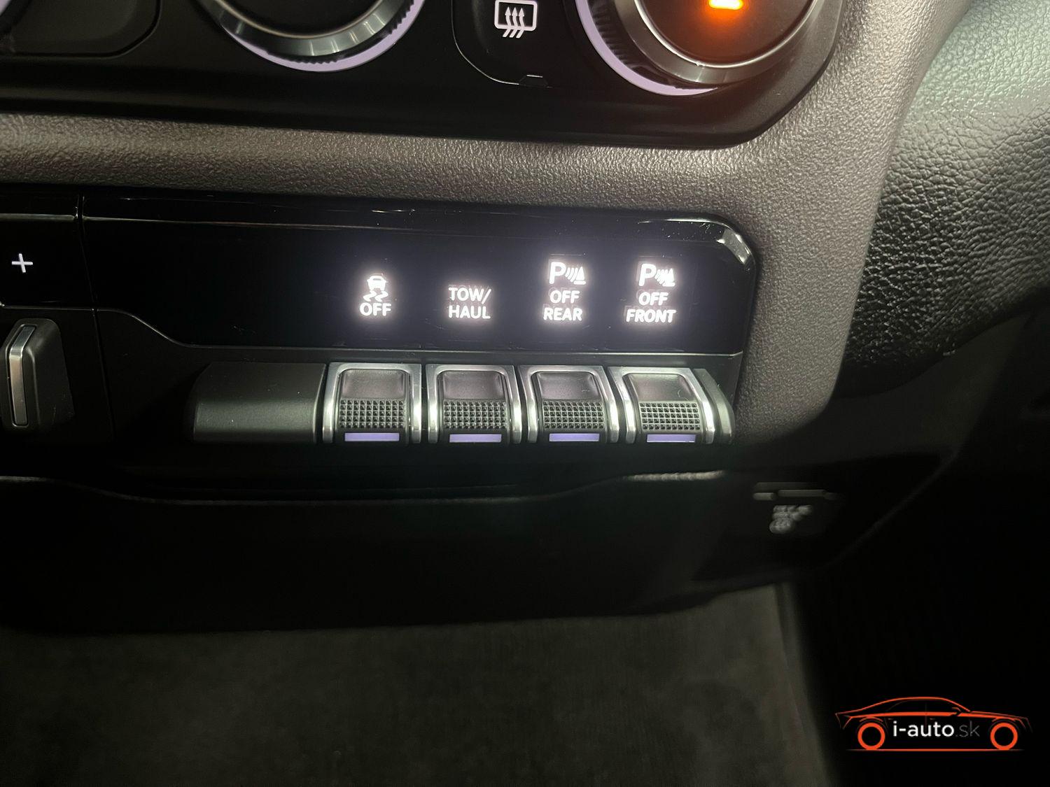Dodge RAM 5,7L V8 CrewCab za 42300€