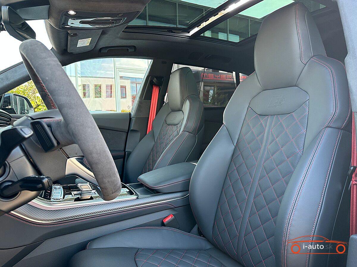 Audi Q8 TFSI e quattro  za 121600€