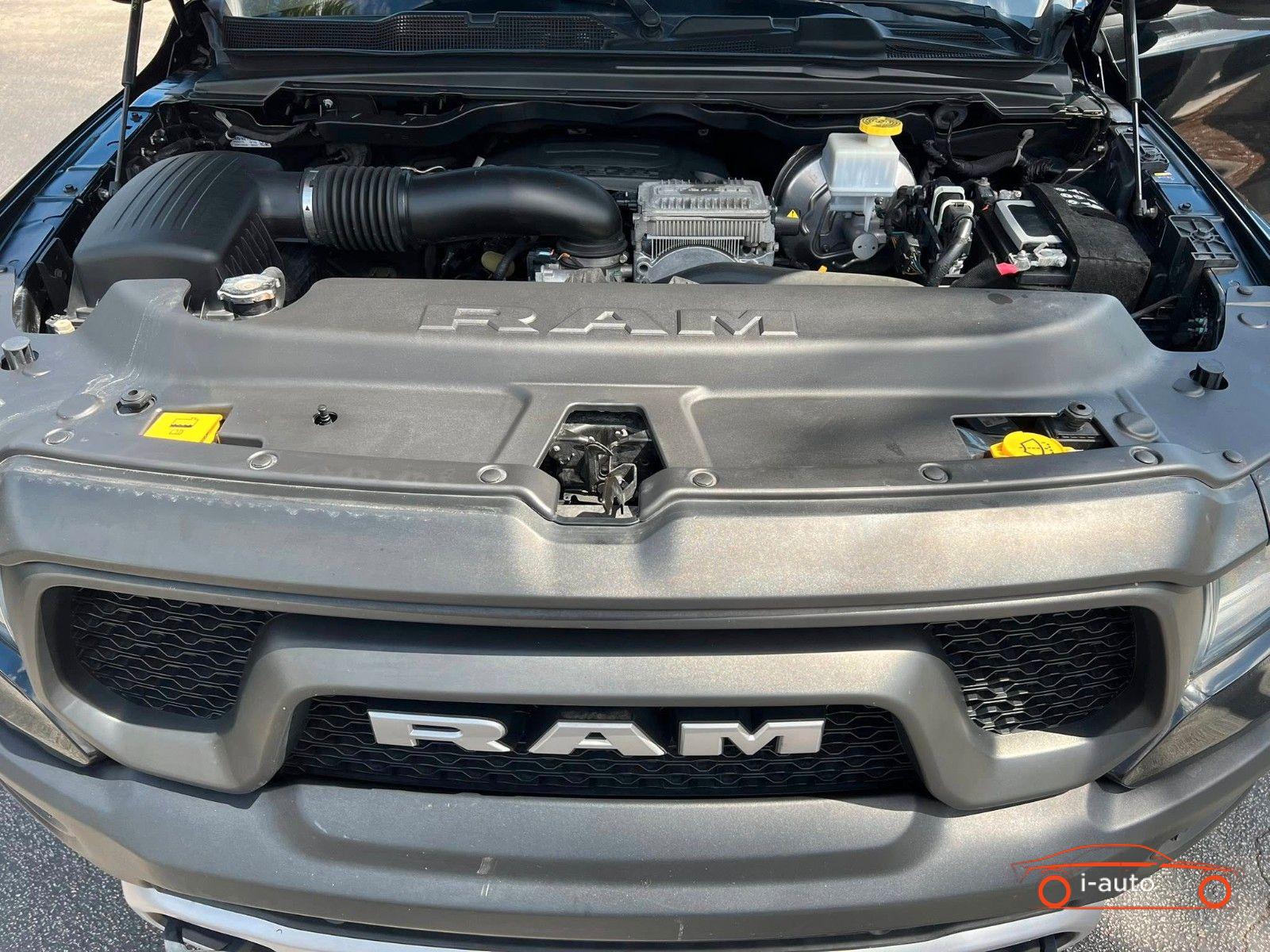 Dodge RAM 5.7L V8 HEMI Rebel 4x4 CrewCab za 73730€