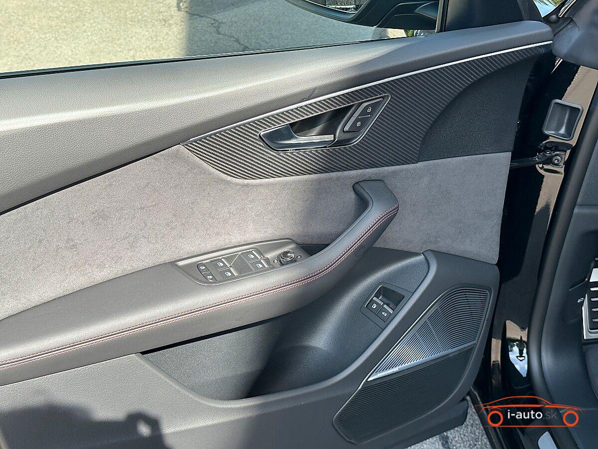 Audi Q8 TFSI e quattro  za 121600€