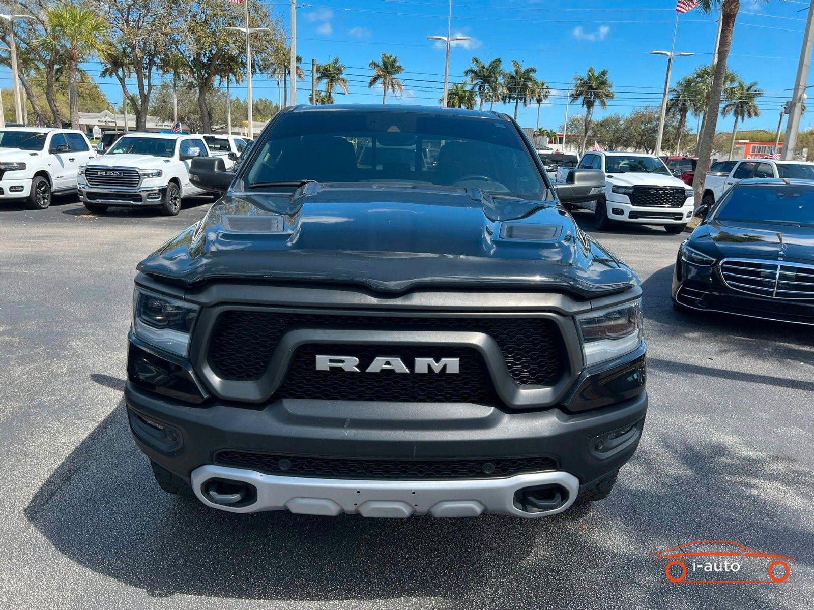 Dodge RAM 5.7L V8 HEMI Rebel 4x4 CrewCab za 73730€