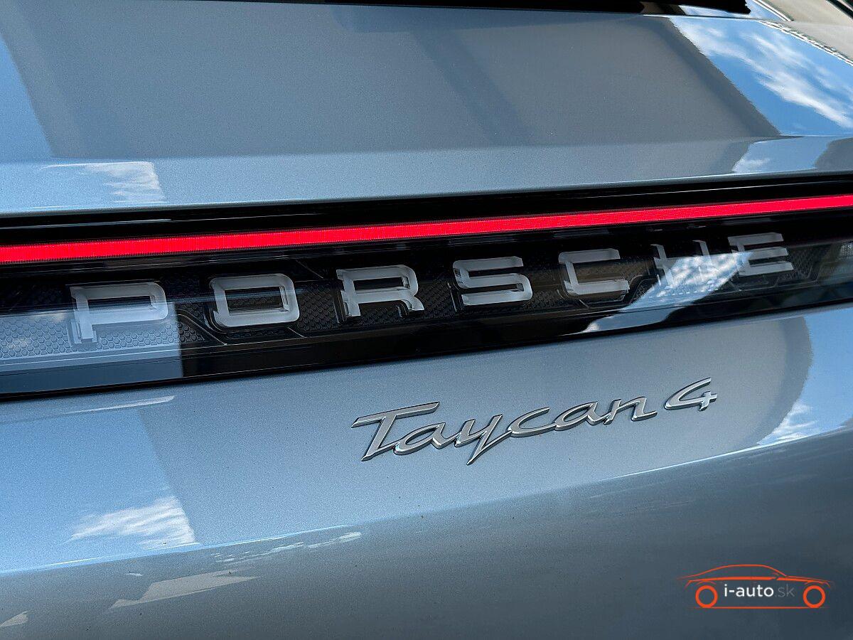 Porsche Taycan 4 Cross Turismo  za 80950€