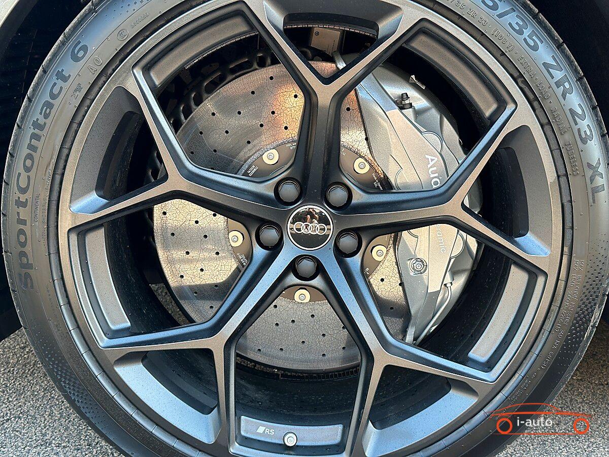 Audi RSQ8 Performance TFSI quattro za 157900€