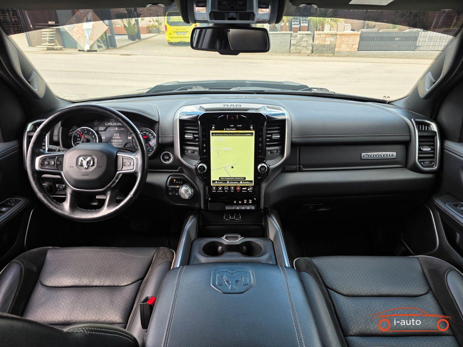Dodge RAM 5.7L V8 HEMI CrewCup LARAMIE LPG za 62500€