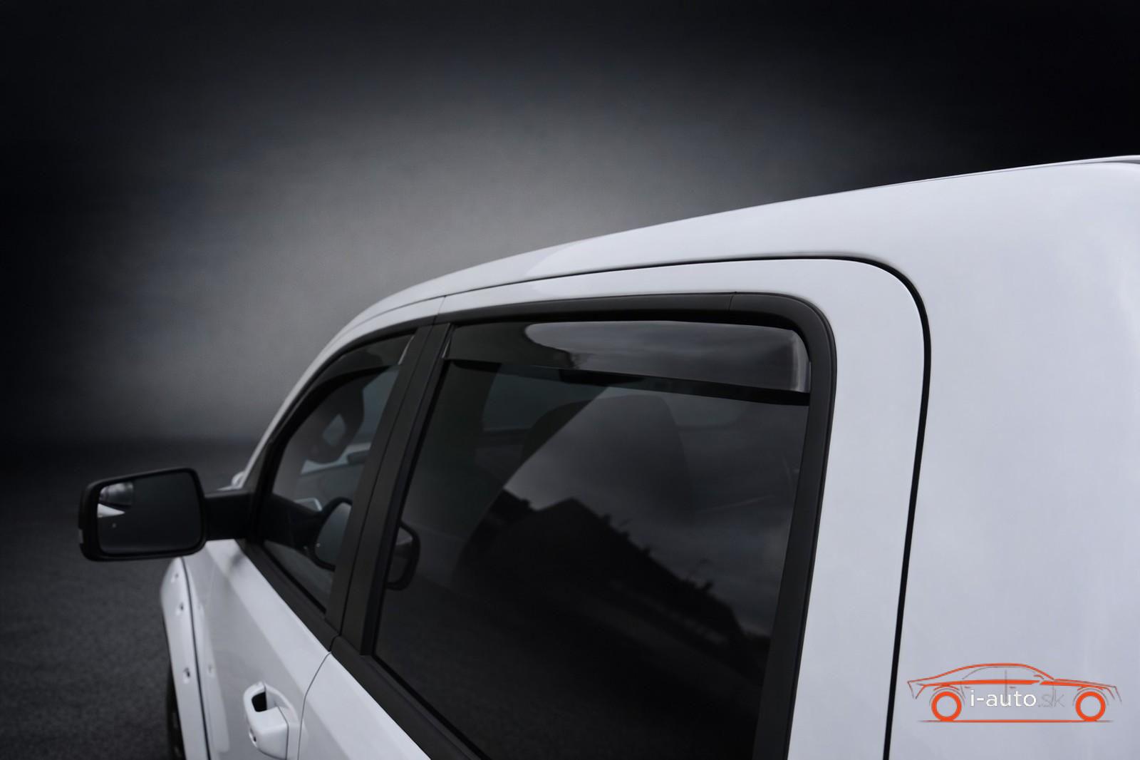 Dodge RAM 5.7 V8 HEMI 4x4 CREW CAB LIMITED za 78340€