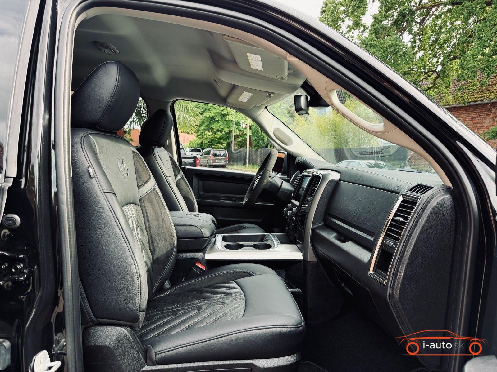 Dodge RAM 5.7 V8 4X4 za 43500€