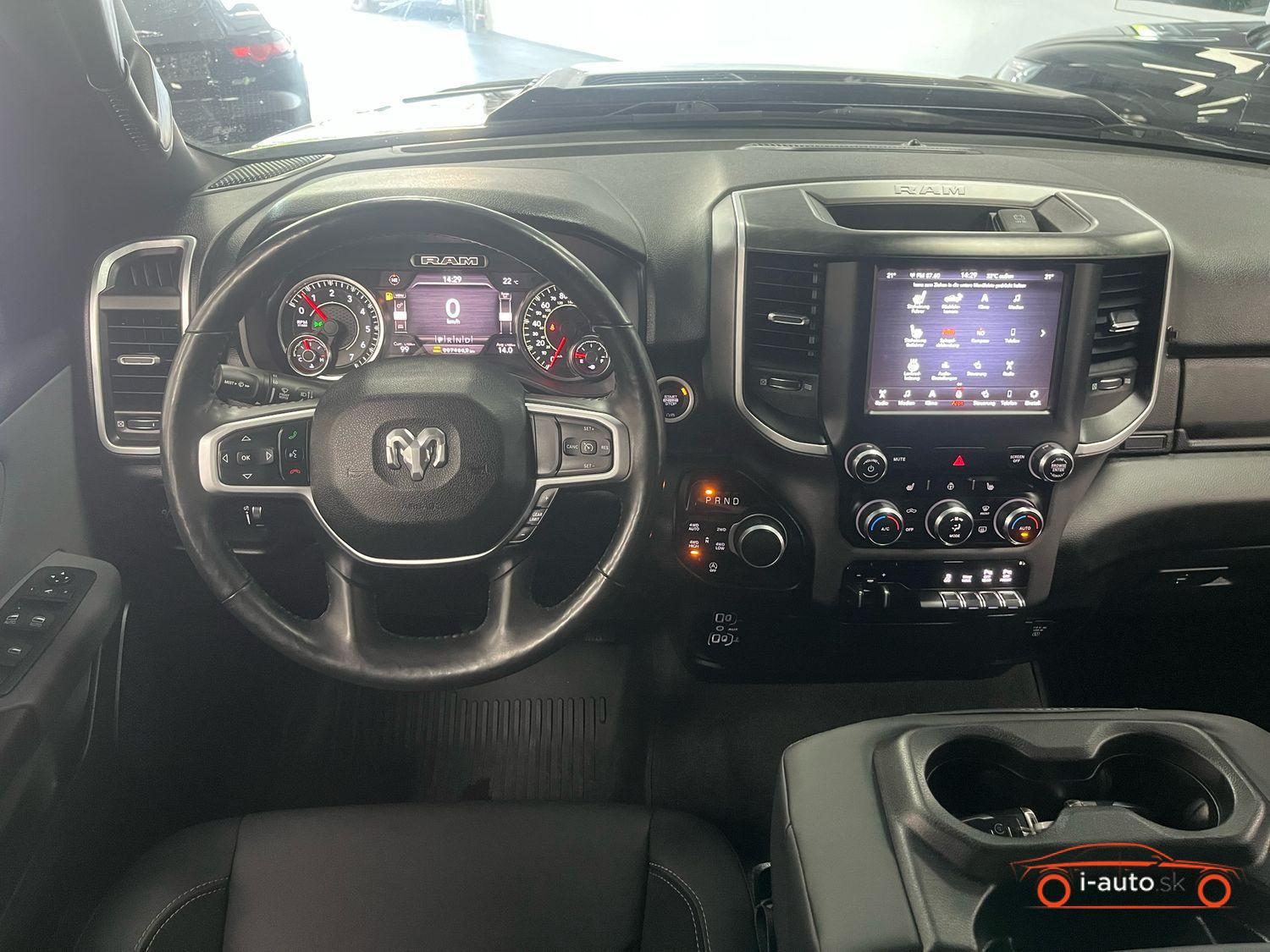 Dodge RAM 5,7L V8 CrewCab za 42300€