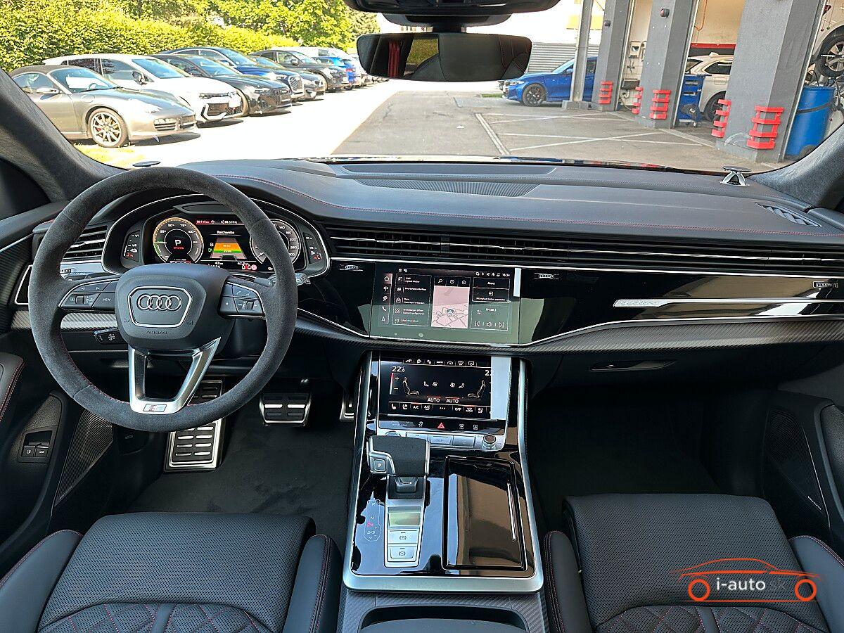 Audi Q8 TFSI e quattro  za 121600€