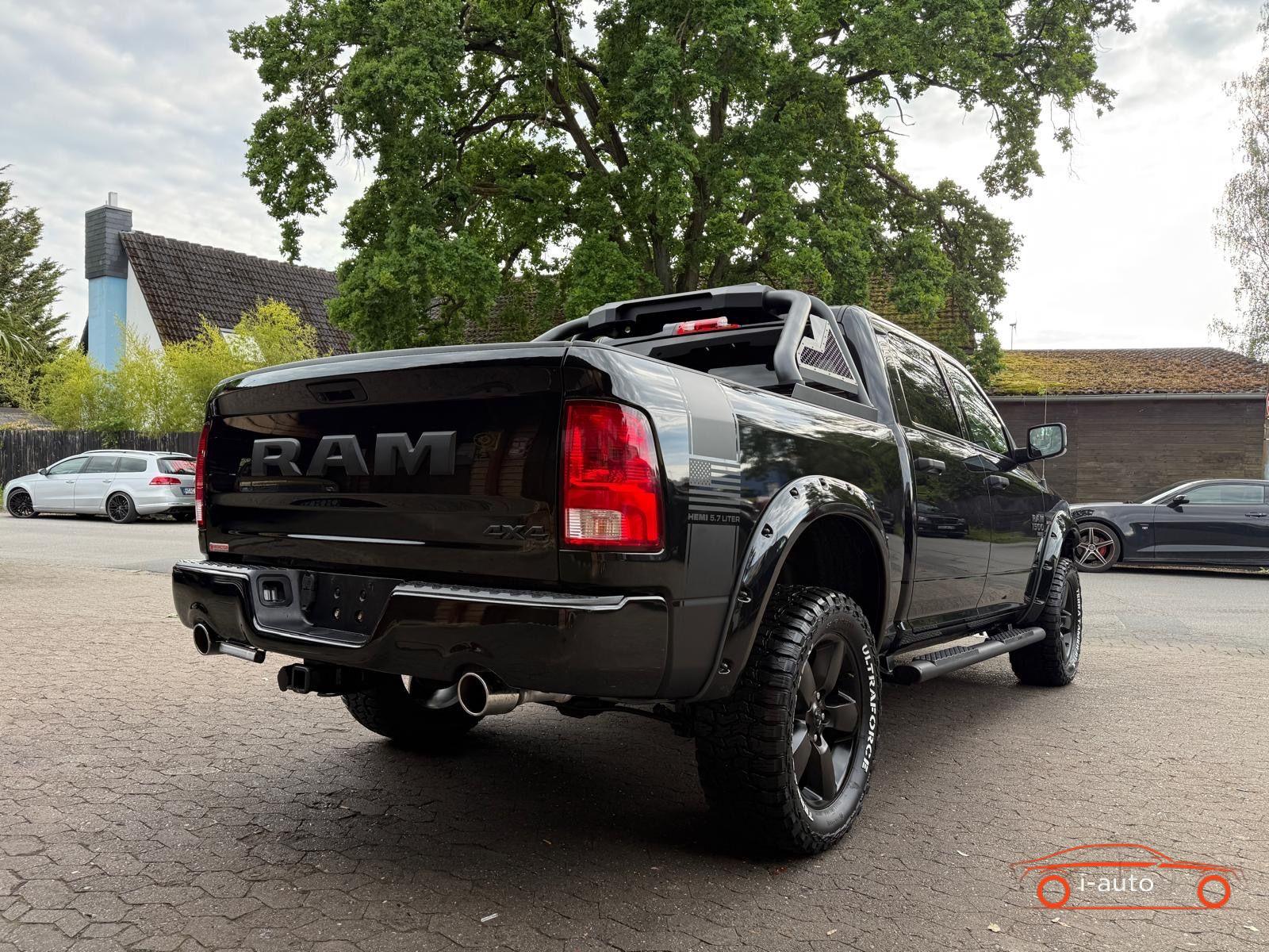 Dodge RAM 5.7 V8 4X4 za 43500€
