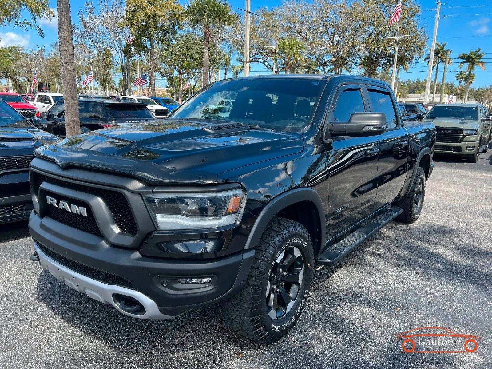 Dodge RAM 5.7L V8 HEMI Rebel 4x4 CrewCab za 73730€