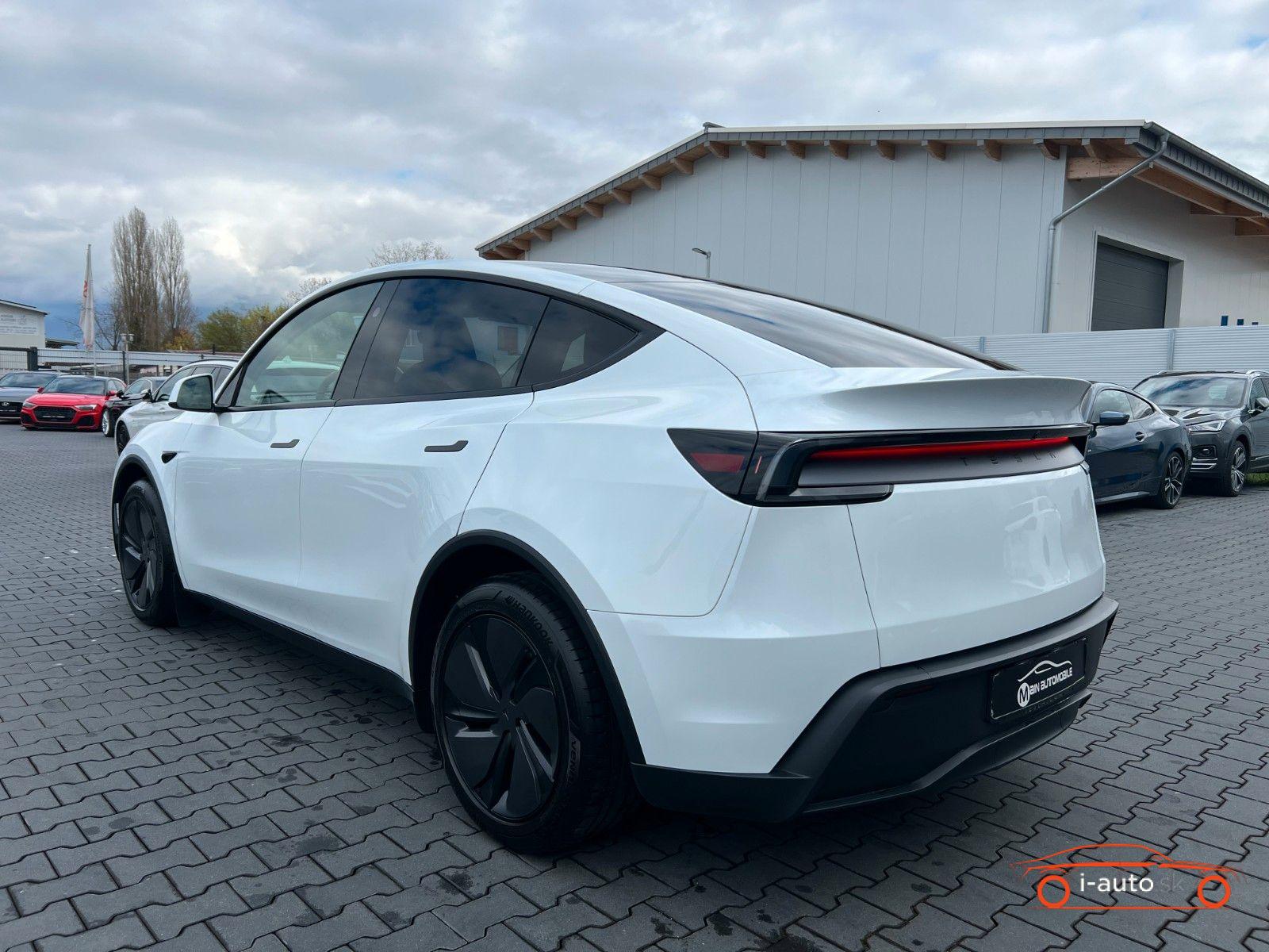 Tesla Model Y SR Juniper Premium za 52760€