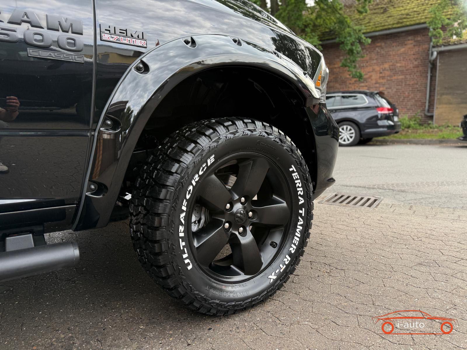 Dodge RAM 5.7 V8 4X4 za 43500€