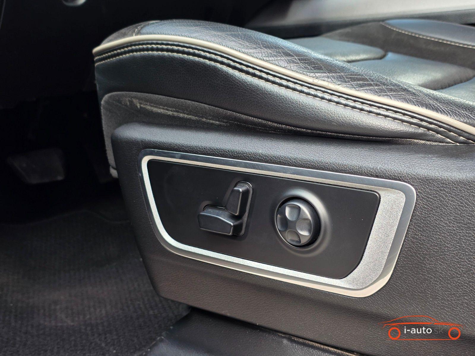 Dodge RAM 5.7L V8 HEMI CrewCup LARAMIE LPG za 62500€
