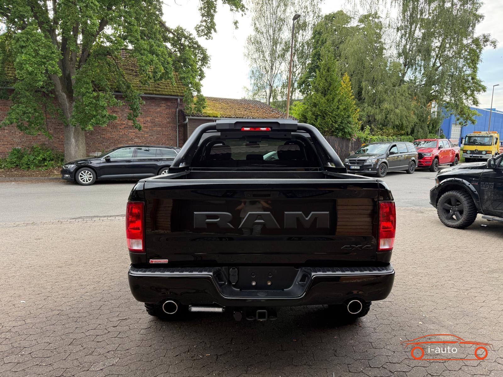 Dodge RAM 5.7 V8 4X4 za 43500€