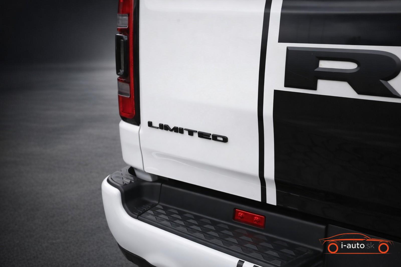 Dodge RAM 5.7 V8 HEMI 4x4 CREW CAB LIMITED za 78340€