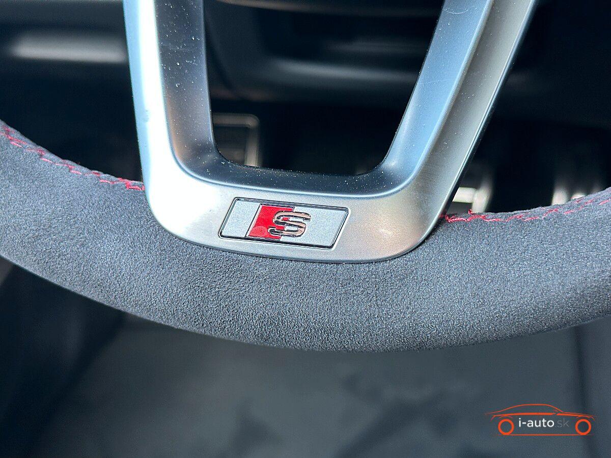 Audi Q8 TFSI e quattro  za 121600€