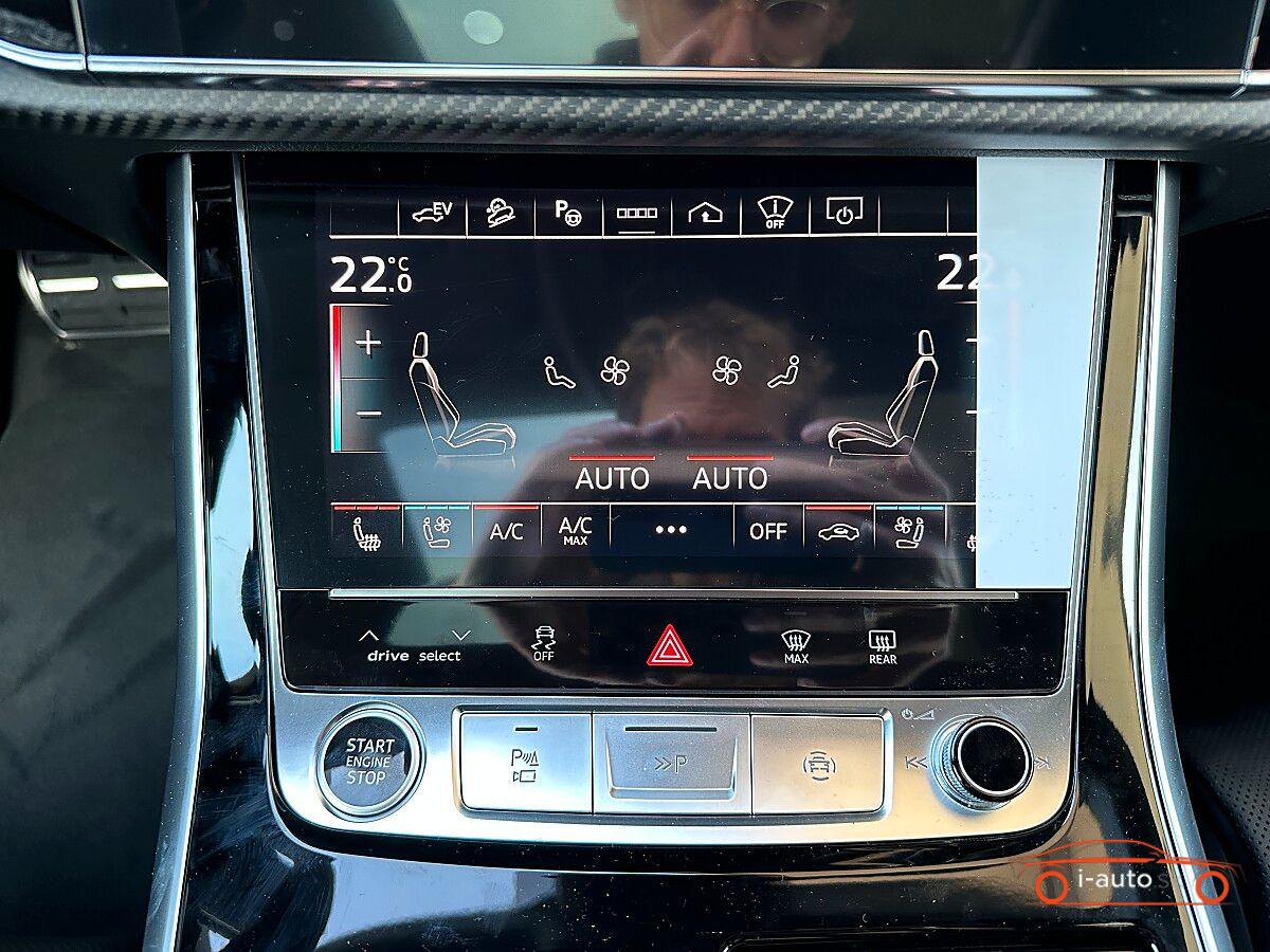 Audi Q8 TFSI e quattro  za 121600€