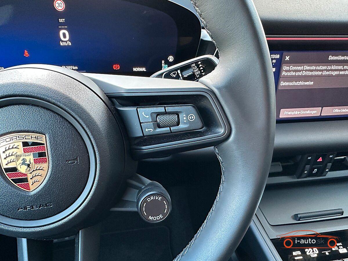 Porsche Macan 4 Electric  za 85470€