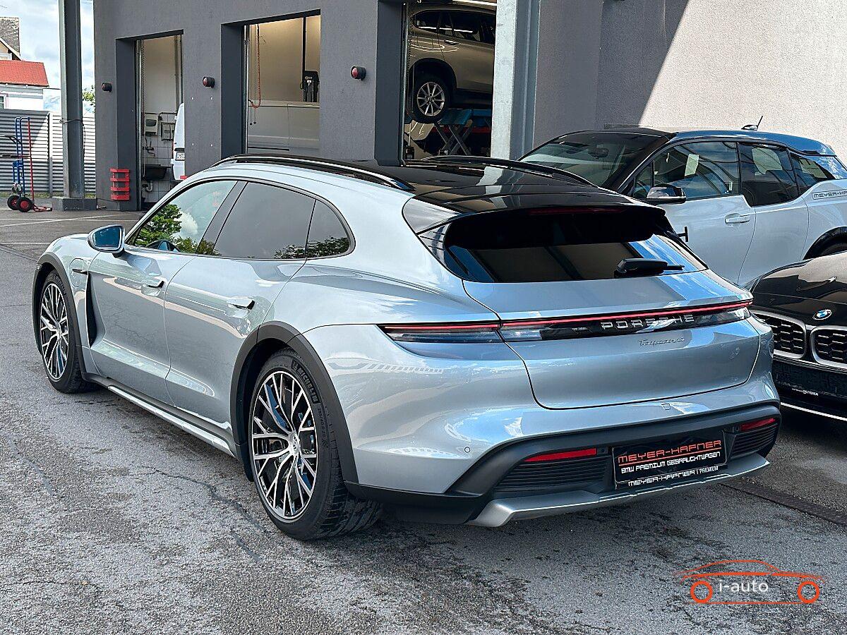 Porsche Taycan 4 Cross Turismo  za 80950€