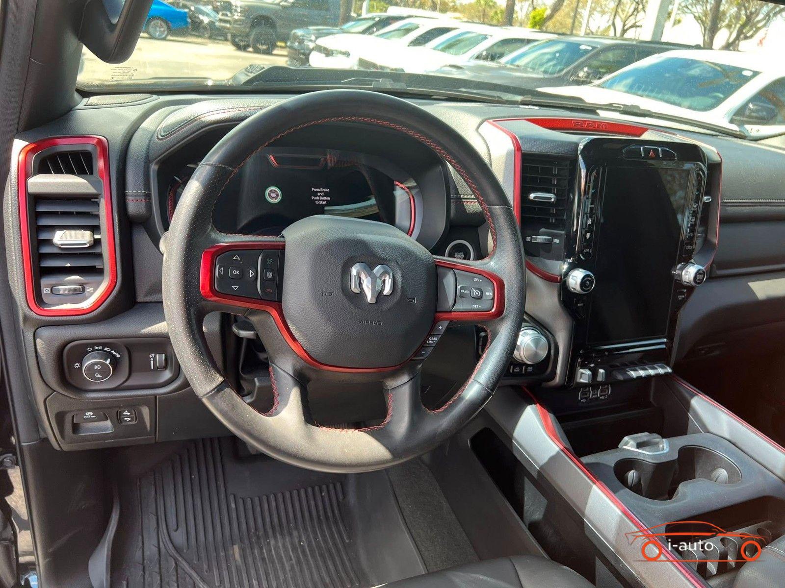 Dodge RAM 5.7L V8 HEMI Rebel 4x4 CrewCab za 73730€