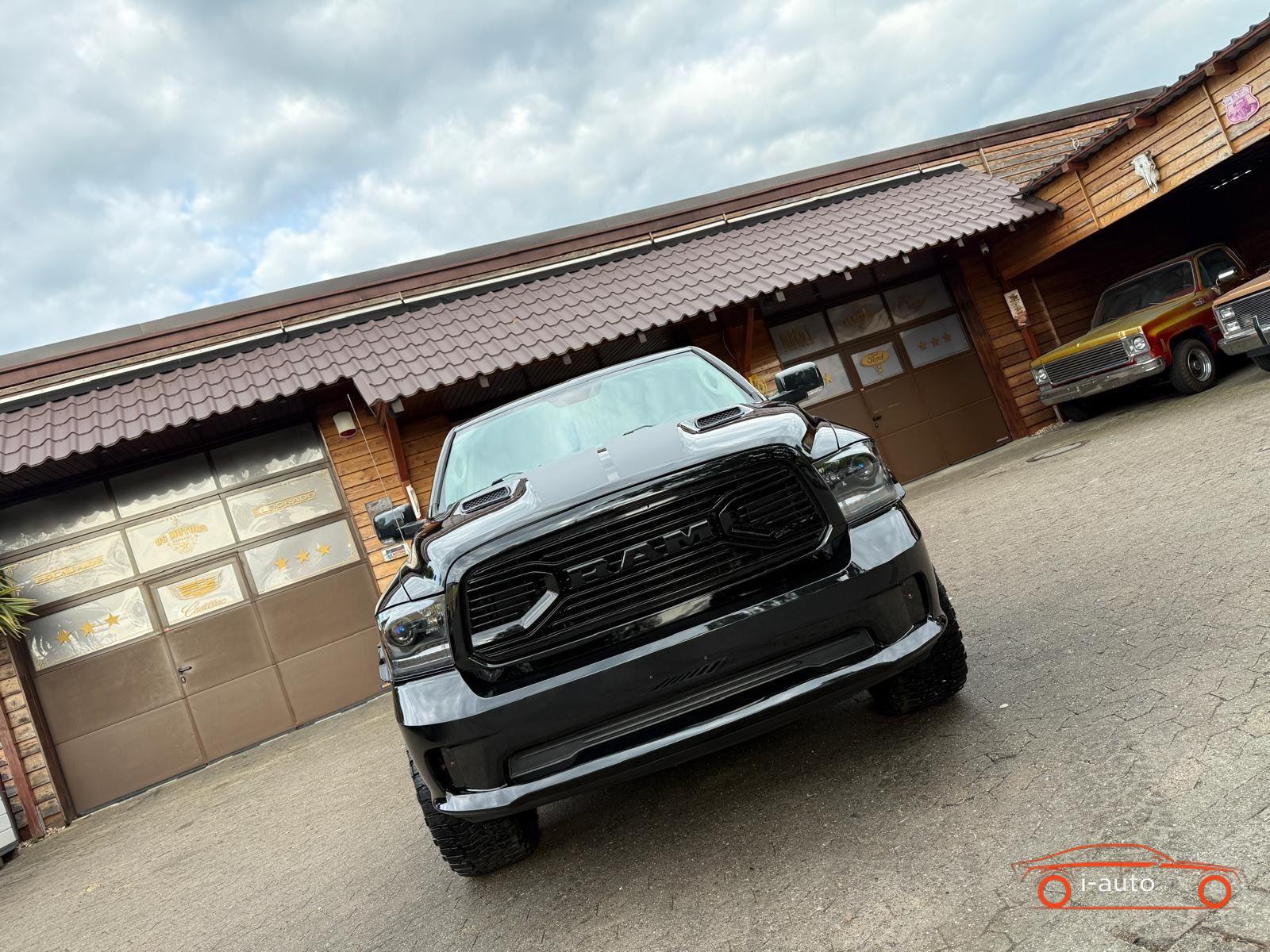 Dodge RAM 5.7 V8 4X4 za 43500€