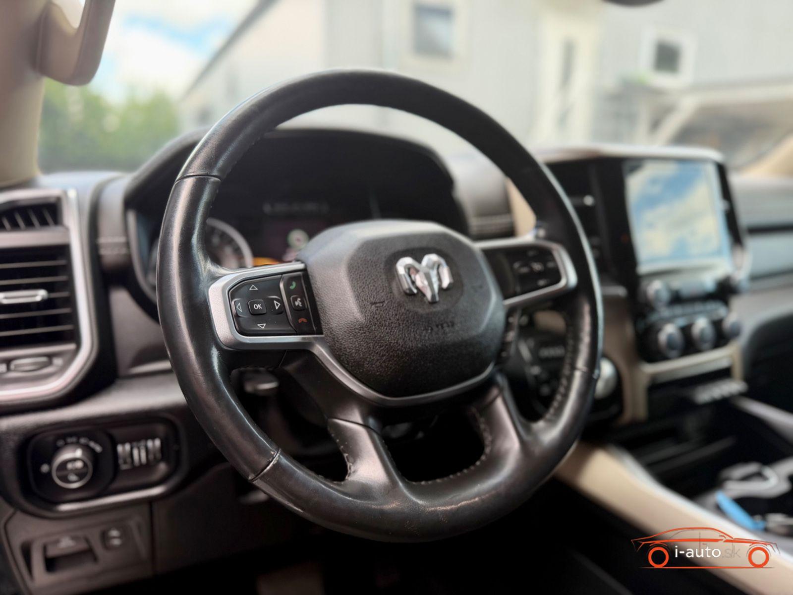 Dodge RAM 5,7 V8 LARAMIE za 53110€