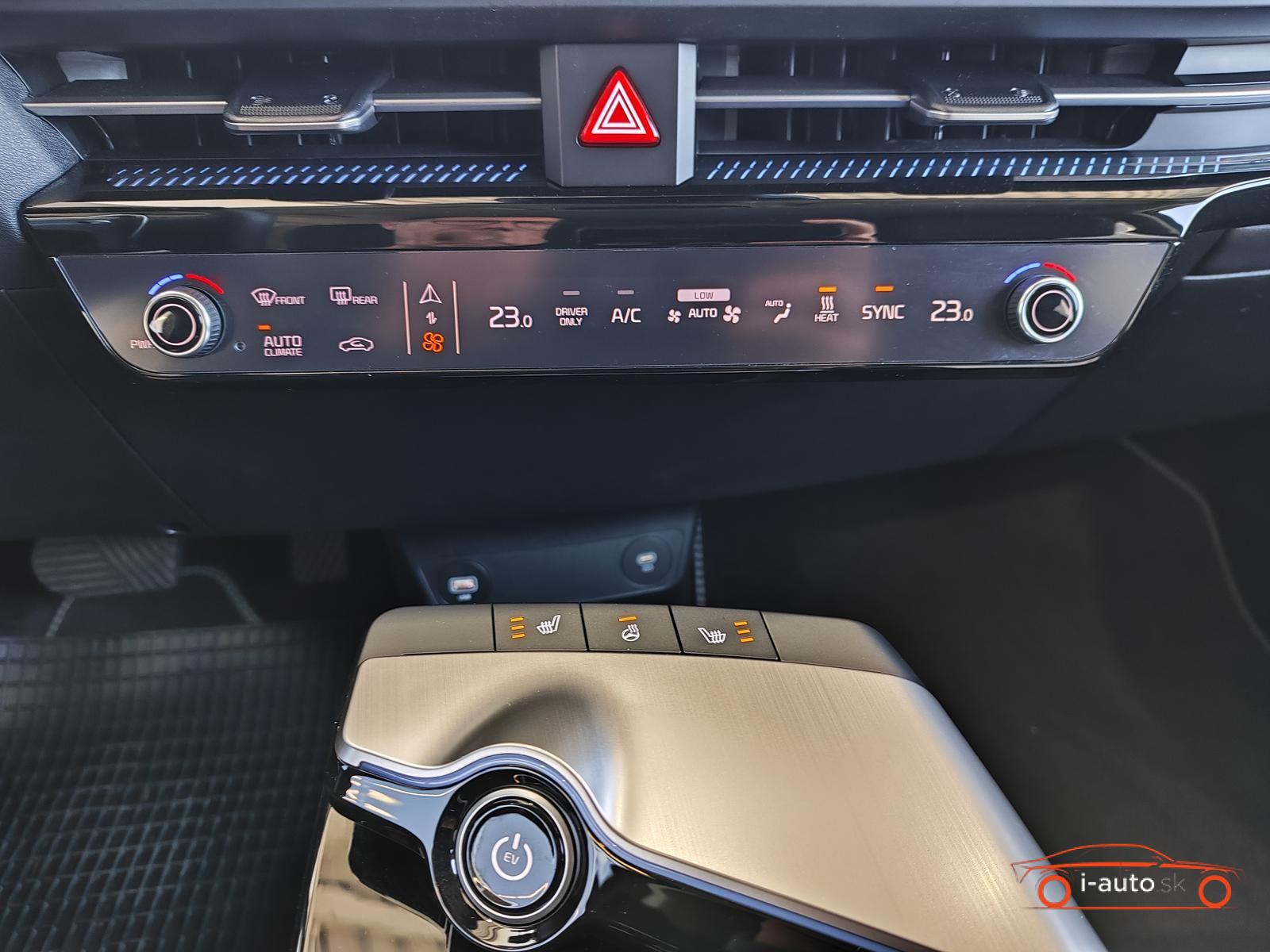 Kia EV6 58 kWh 2WD Air za 31510€