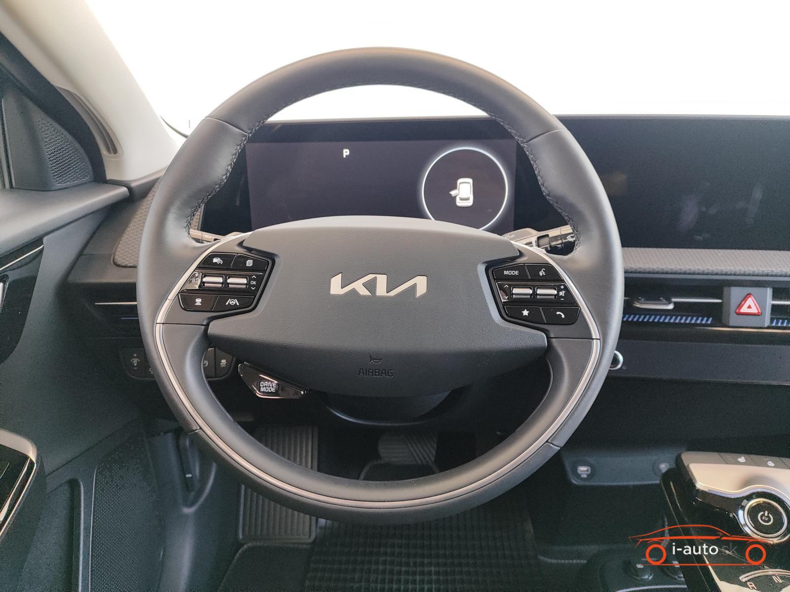 Kia EV6 58 kWh 2WD Air za 31510€