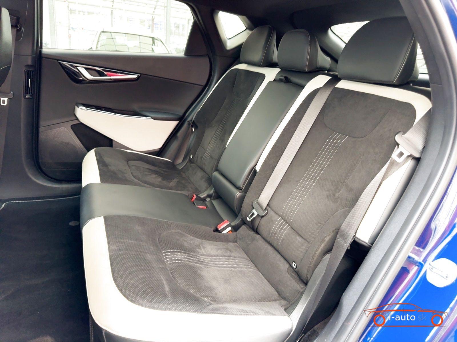 Kia EV6 77,4 kWh GT Line 4WD za 33730€