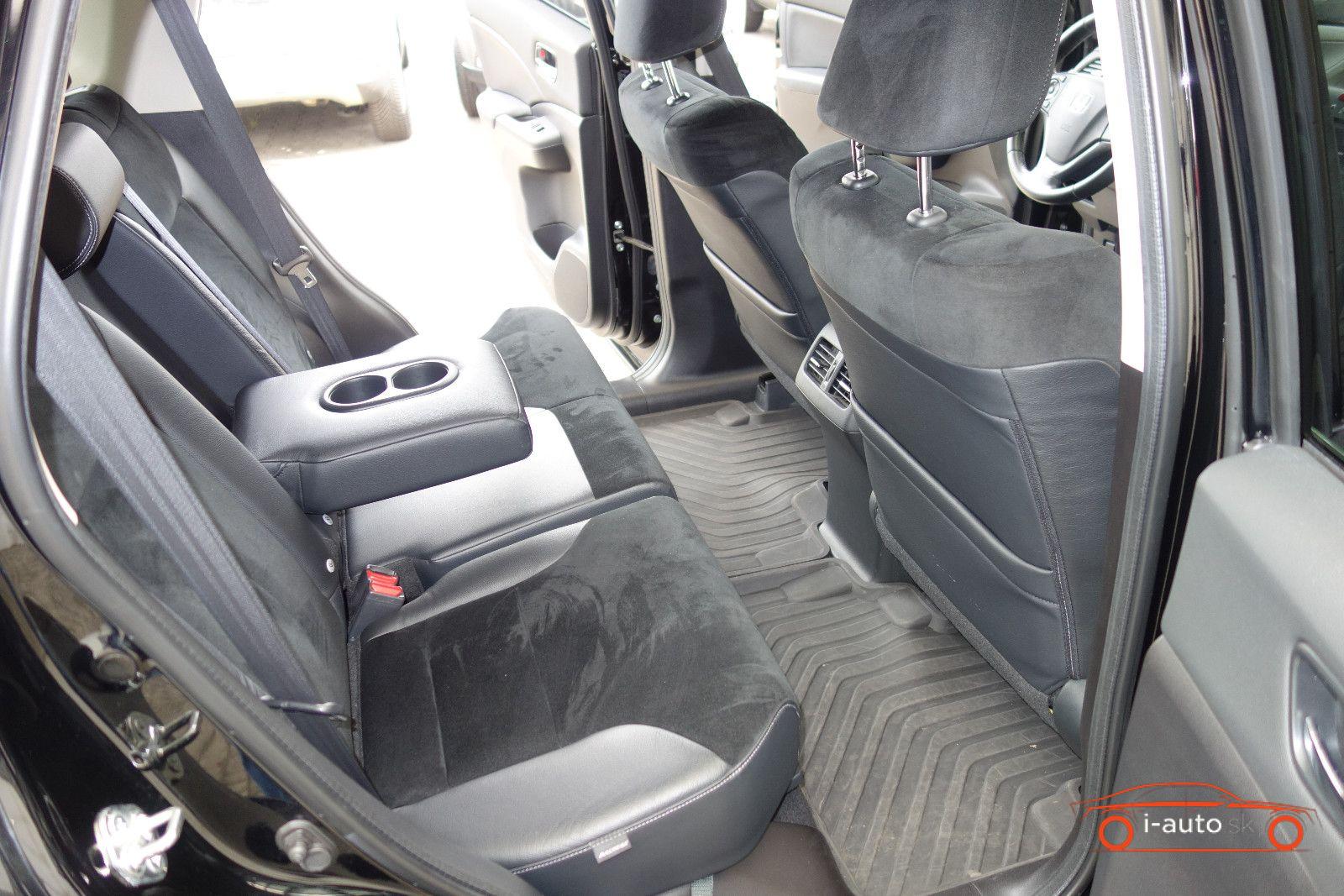 Honda CR-V 2.2l DTEC Executive 4WD za 18000€