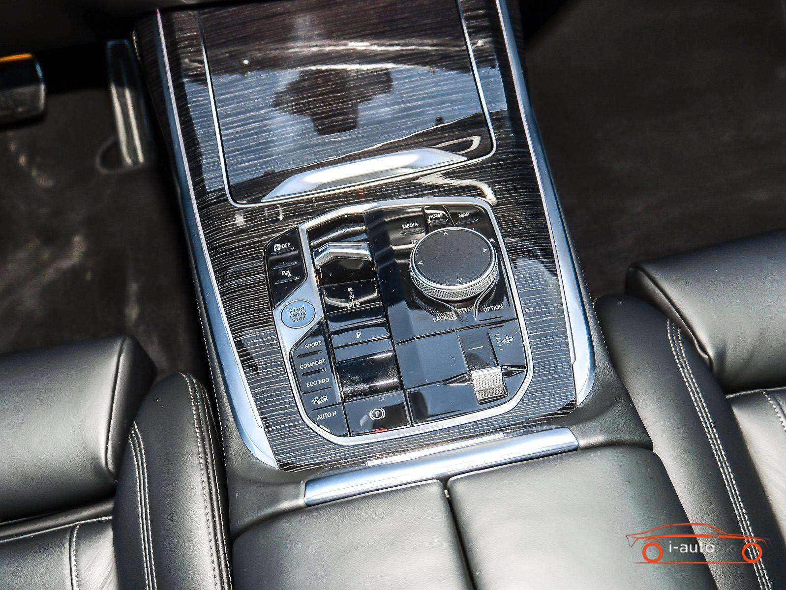 BMW X7 xDrive 40d M Sport Pro  za 93000€