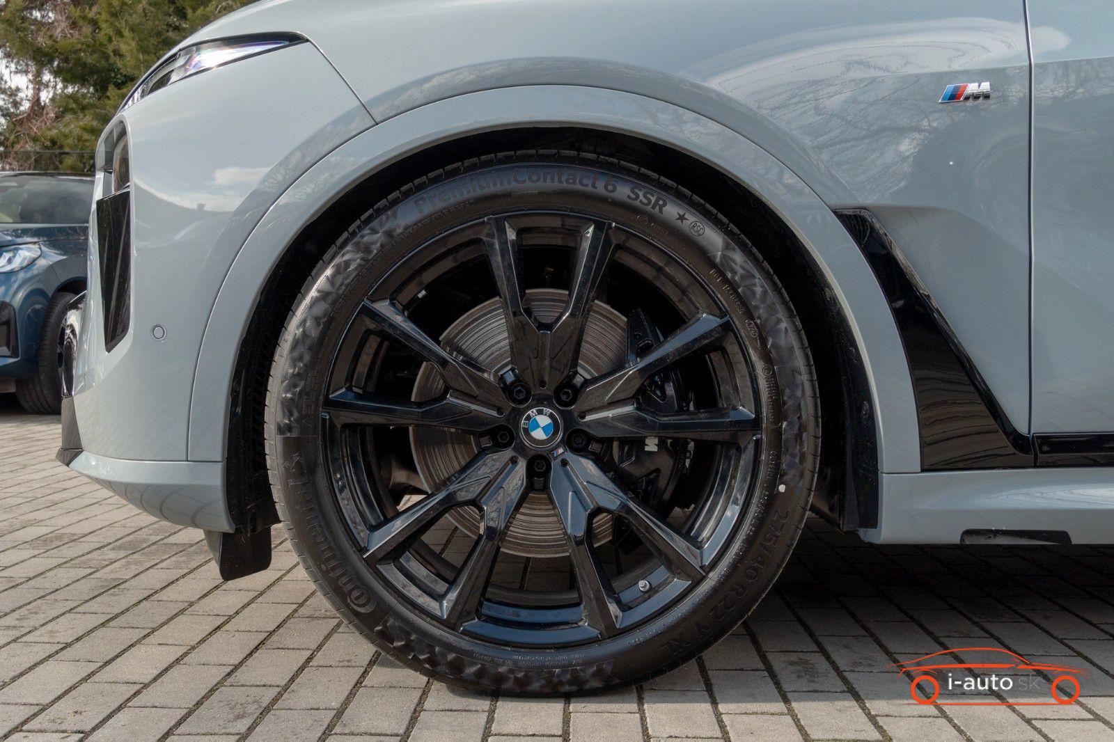 BMW X7 40d M  za 111400€
