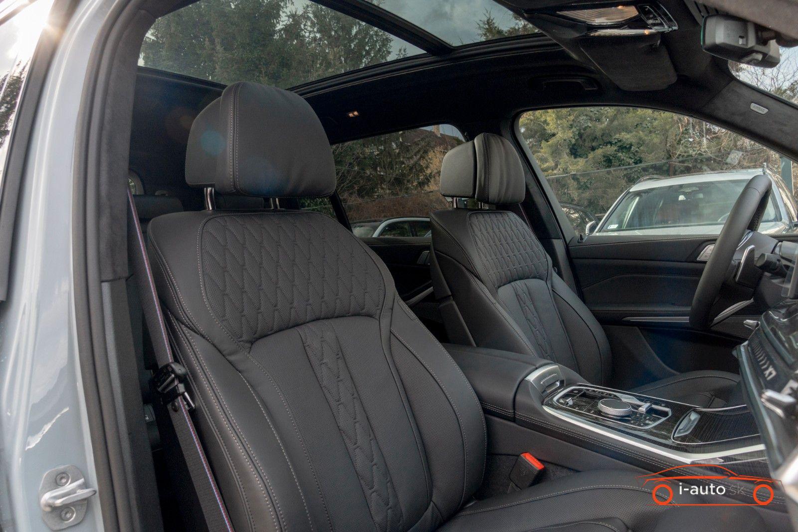 BMW X7 40d M  za 111400€