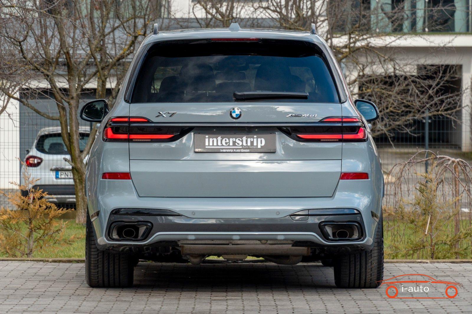 BMW X7 40d M  za 111400€